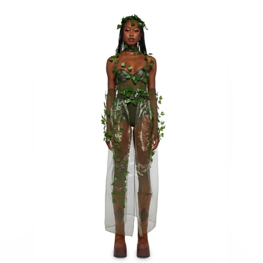 Poison Ivy Halloween costume